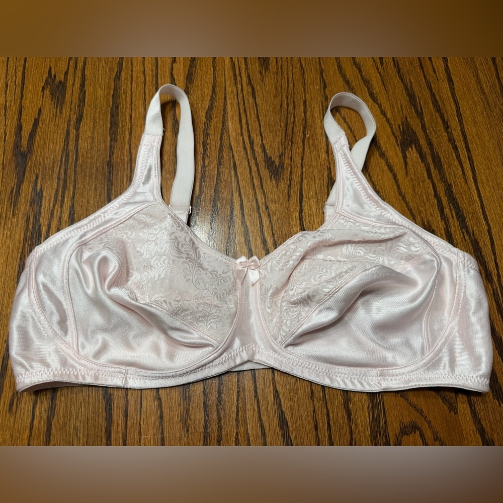 Amoena 2151 Shelby Soft Cup Mastectomy Wireless Bra 40C Light Pink